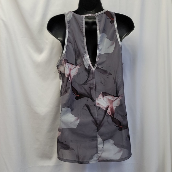 Fabletics top - Picture 3 of 6